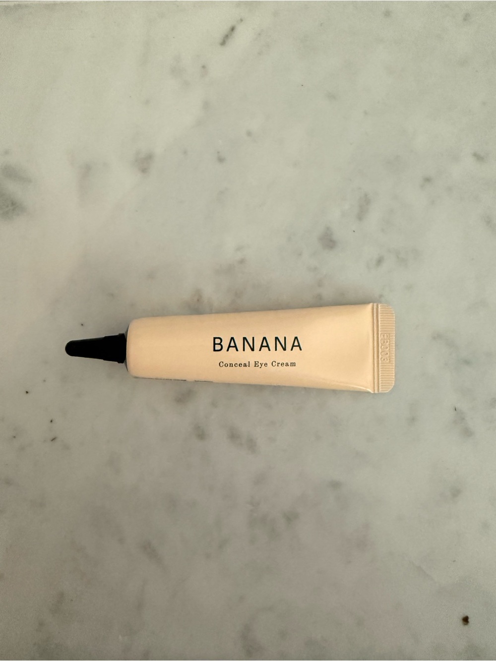 SHAISHAISHAI Banana Conceal Eye Cream (Soko glam)